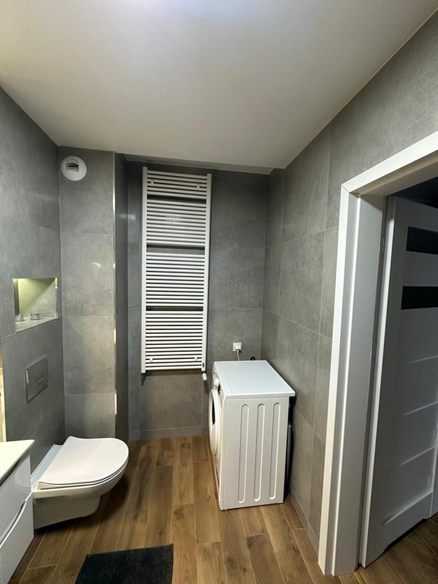 Apartament Osiedle Legionow 2 เคียลเซ ภายนอก รูปภาพ